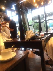 -PE SALON