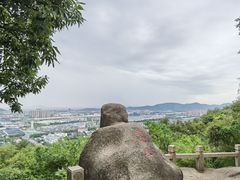 -灵岩山风景区