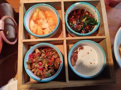 -菌自由丨野生菌火锅特色庭院餐厅(丽江古城店)