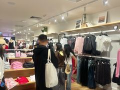 -Hollister(希慎广场店)