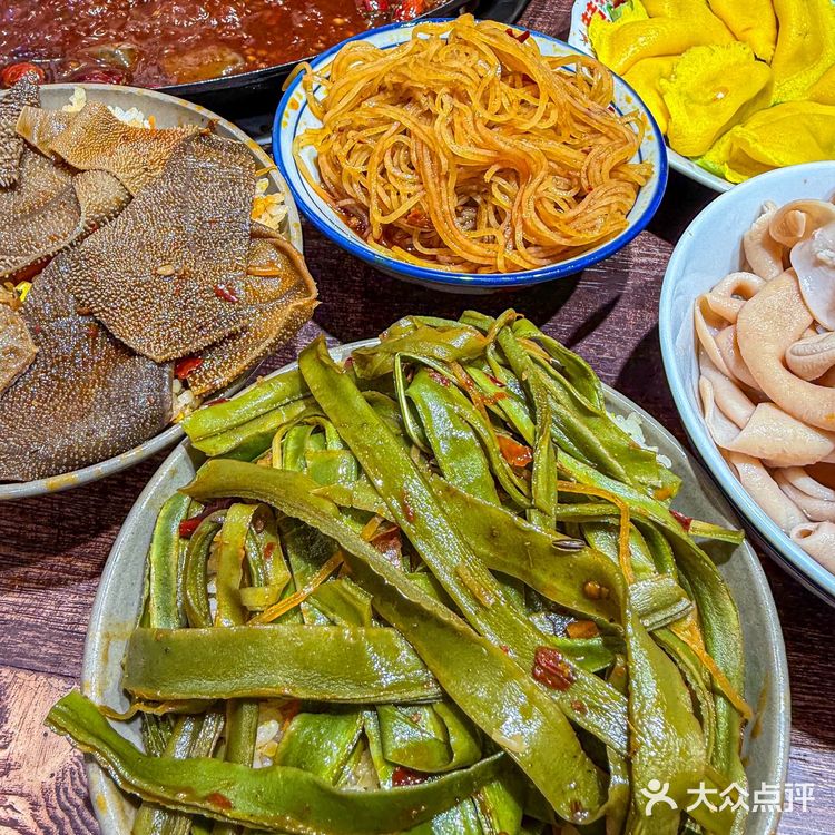 正宗重庆火锅，确实是东莞数一数二的。。。。 