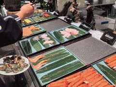 -钱小奴海鲜自助黑金店(杭州滨江龙湖店)