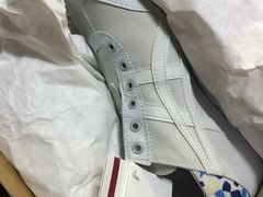 -Onitsuka Tiger(港汇恒隆广场店)