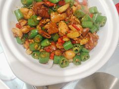 -辛香味烧鱼馆·非遗技艺·排骨红烧肉(光谷医药园店)