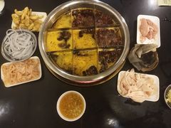 -邓莽子老火锅(中兴路总店)