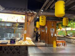 -艳阳天民俗村(公园路店)