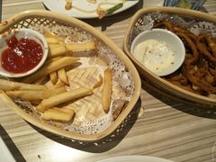 -必胜客(大观天地店)