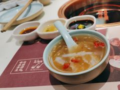 -洪氏嗨捞·猪肚鸡火锅(阳光天地店)