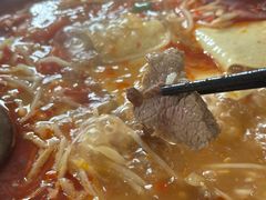 -黄利砖万峰林布依特色酸笋牛肉馆