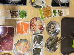 -杨老板·海鲜集市火锅·鲜切牛肉(中防万宝店)