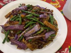 -闯关东东北农家菜(崂山石老人店)