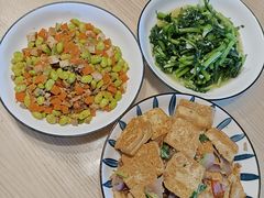 -天鹅到家·保姆月嫂育儿嫂(朝阳店)