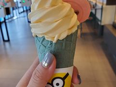 芝士咸蛋黄口味新地-麦当劳(华融店)