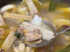 -15年老字号鑫鑫猪肚鸡·椰子鸡海南火锅(兴隆华侨农场店)