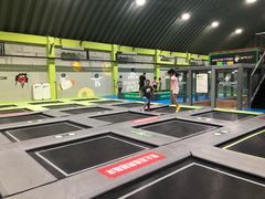 -C7城市运动空间·蹦床·健身·团建