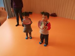 -小门牙好性格托育(北外滩中心)