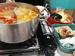 -金马门国际美食百汇(珞喻路店)