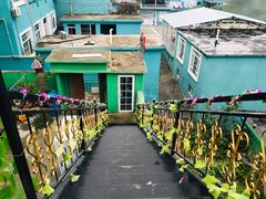 -百里峡七彩艺术小镇