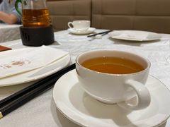 位茶-十二粤味·顺德菜·烧鹅点心(五四广场店)