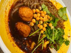 -遇见小面(万科金融中心店)