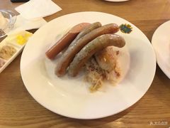 -普兰达德国餐厅·德式脆皮烤猪肘·自酿啤酒(观唐店)