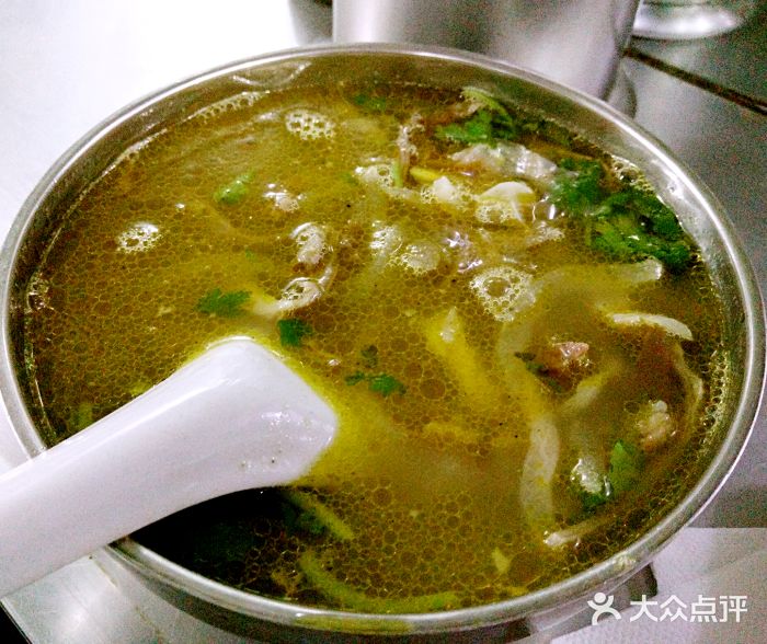 河南拉面(肇周路店)牛杂汤图片
