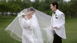 -至臻微拉婚纱摄影