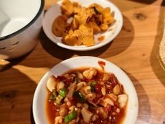 -帅巴人舅母子腊蹄民俗村