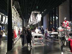 -NIKE品牌体验店(南京东路店)
