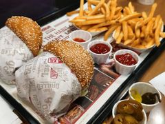火烤双层牛肉特堡-The Habit Burger Grill 哈比特汉堡(世博店)