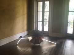 -Nathalie Djurberg与Hans Berg“牛皮纸包裹的月亮”-Prada荣宅当季展览