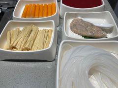 -海底捞火锅(让胡路万达店)