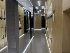 -Z&B Fitness Studio·Gym(前滩L+PLAZA店)