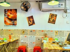 -柳州肥姨妈大骨螺蛳粉(东靖路店)