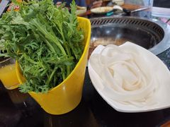 -三里屯土灶炖公鸡地锅鸡(江东店)