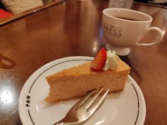 -THE PRESS(申报馆店)