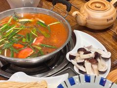 -亮欢寨酸汤鱼(沙冲路店)