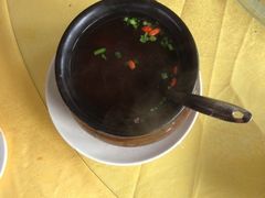 菌罐罐汤-胖大姐黄辣丁鱼庄(新津店)