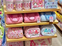 -名创优品(海珠乐峰广场店)