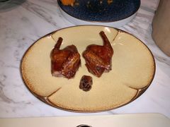 脆皮妙龄鸽-新荣记(新源南路店)