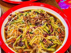 -九妹农家大铁锅东北菜(江湾店)