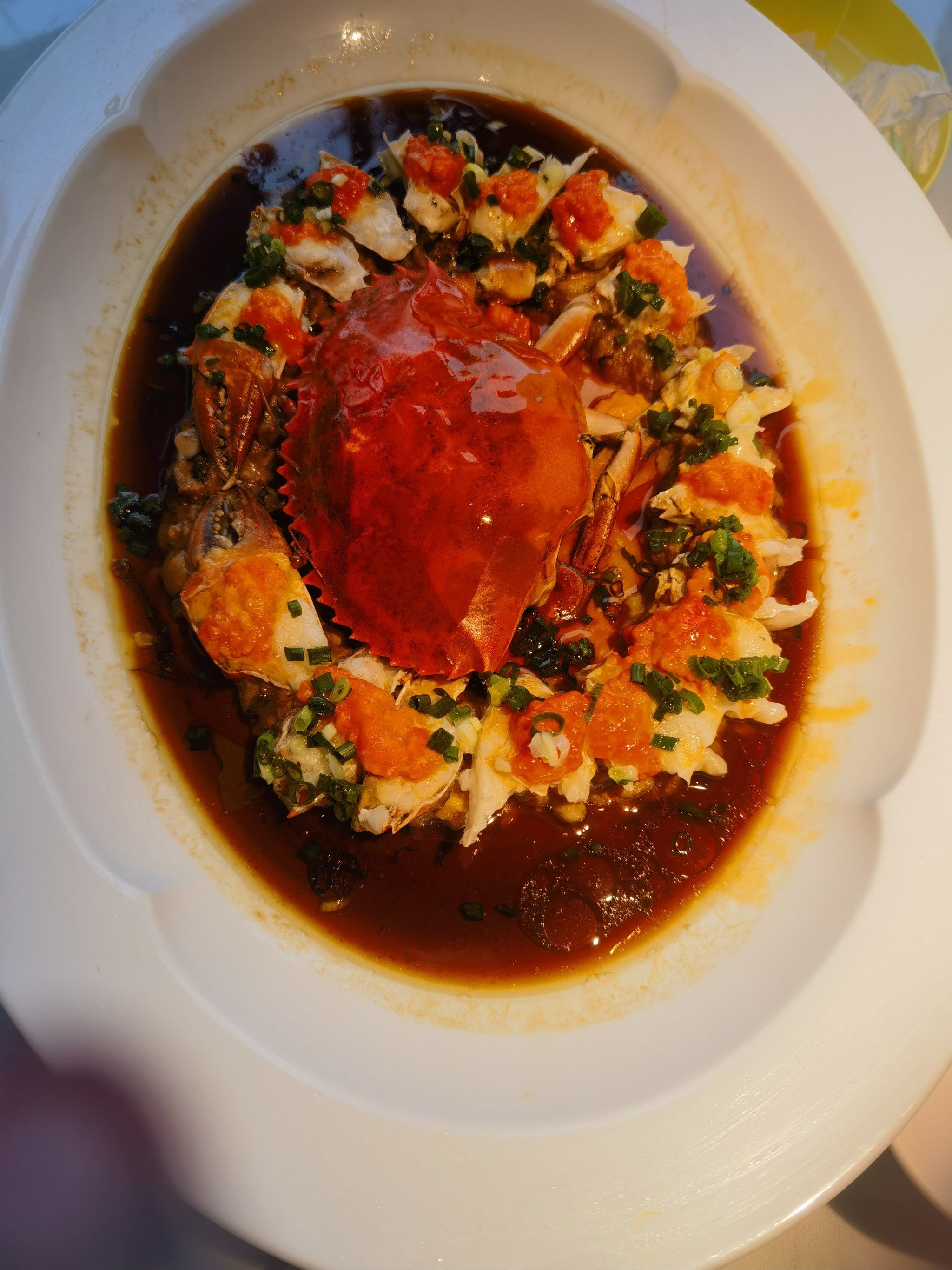 每个菜都好吃,简直是味蕾的享受,搭配的茶也很好,下次以后还会来,烟台