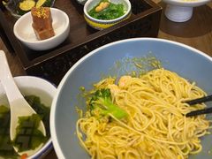 -百年老字号·观振兴蟹黄面·三虾面·苏式面(观前街富仁坊巷店)