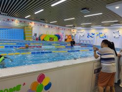 -鱼乐贝贝婴幼儿游泳中心(梅江印象城店)