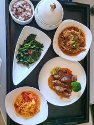 -爱陪伴尊享月子中心(国际店)