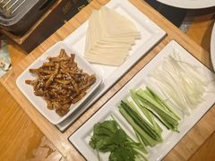 -娜仁图雅蒙古美食村(33小镇店)