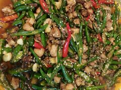 -有红鸡毛店·川菜(建设路店)