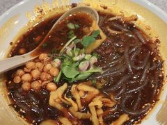 -遇见小面(东方宝泰店)