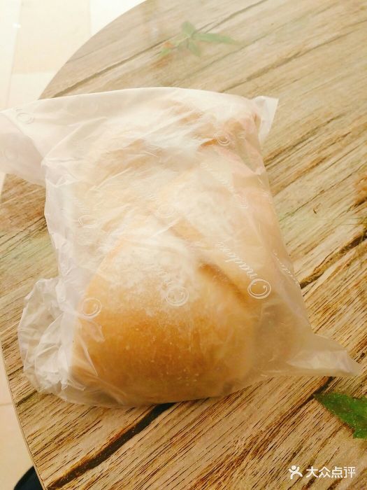 安乃迪尔面包店(摩尔城店)豆腐面包图片 - 第1张