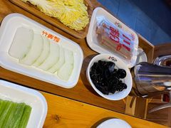 -竹犇番茄火锅(长风街店)